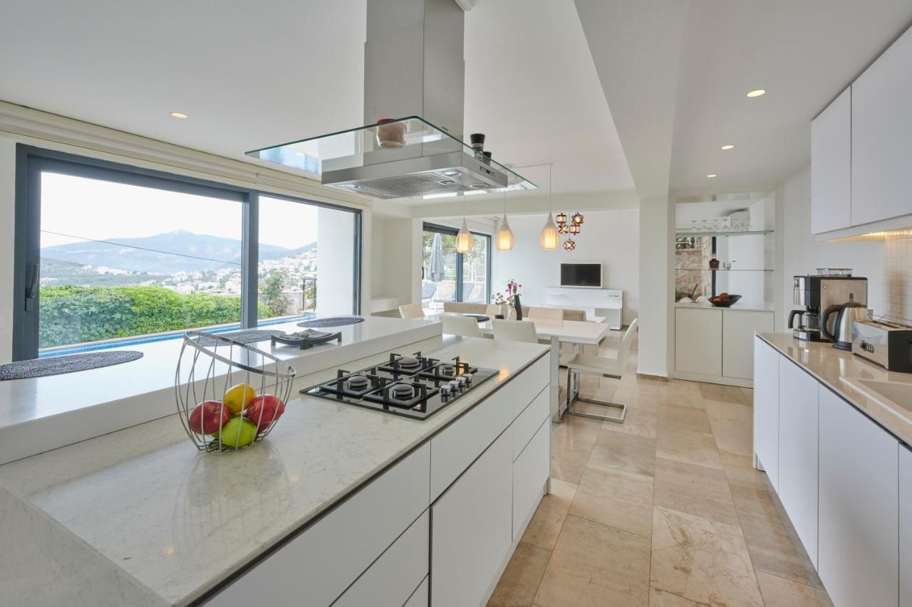 Luxus Villa Skyla Mit 5 Schlafzimmern & Meer-Blick Kaş Buitenkant foto